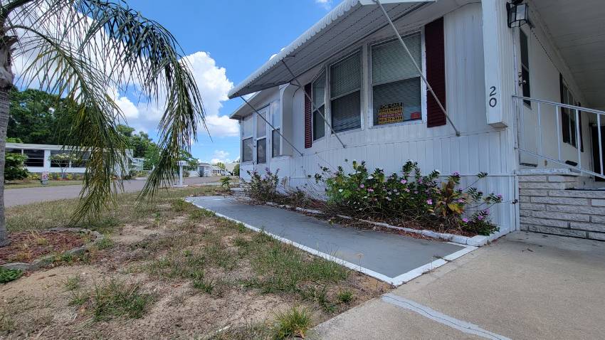 20 Greenhaven Ln. E. a Dundee, FL Mobile or Manufactured Home for Sale